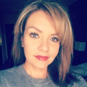 Meet your Posher, Sylvia